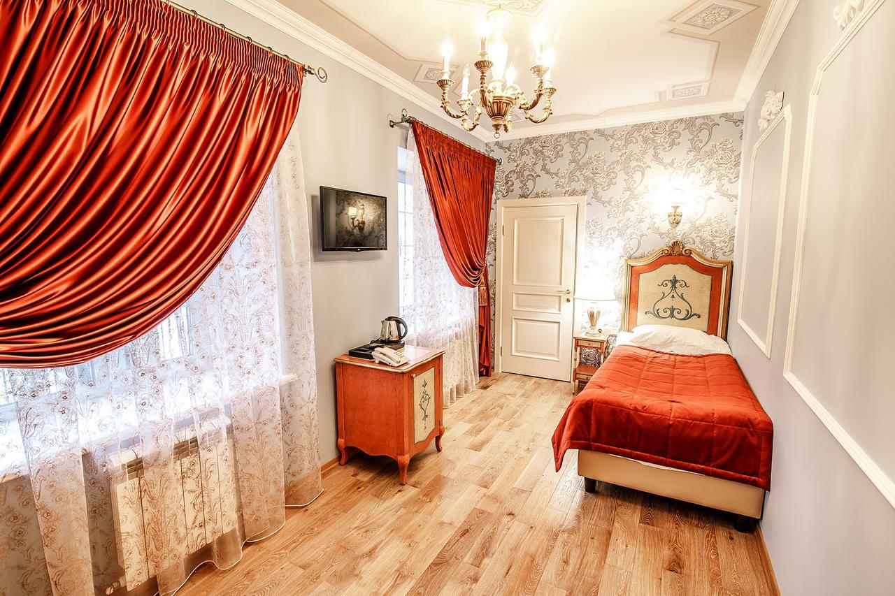 Art Hotel Aleksandrovsky 科斯特罗马 外观 照片